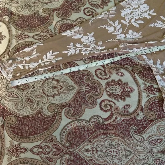 Size Small Dynamite long sleeve v-neck bodysuit - Picture 16 of 16